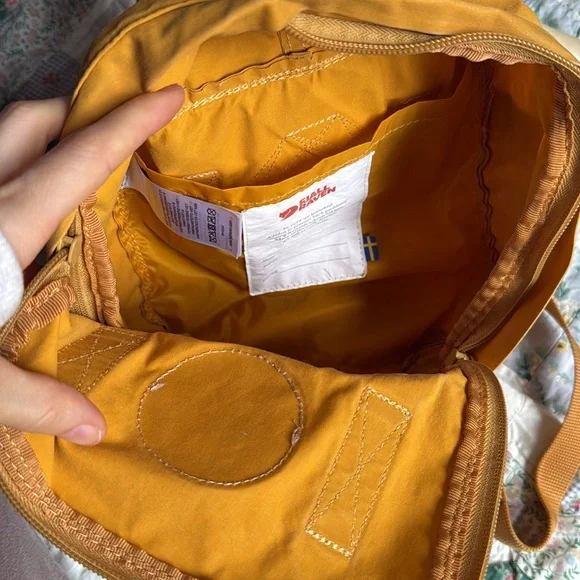 Fjallraven Yellow Kånken Backpack Compact Design - Picture 7 of 9